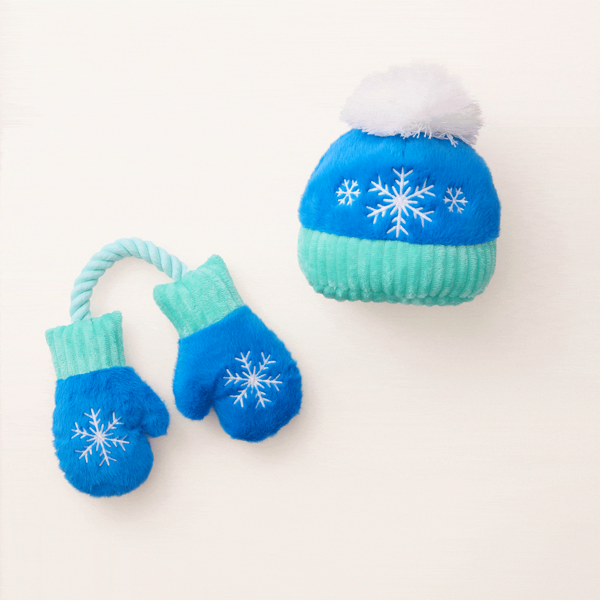Winter Wonderland Interactive Toy Set view 2