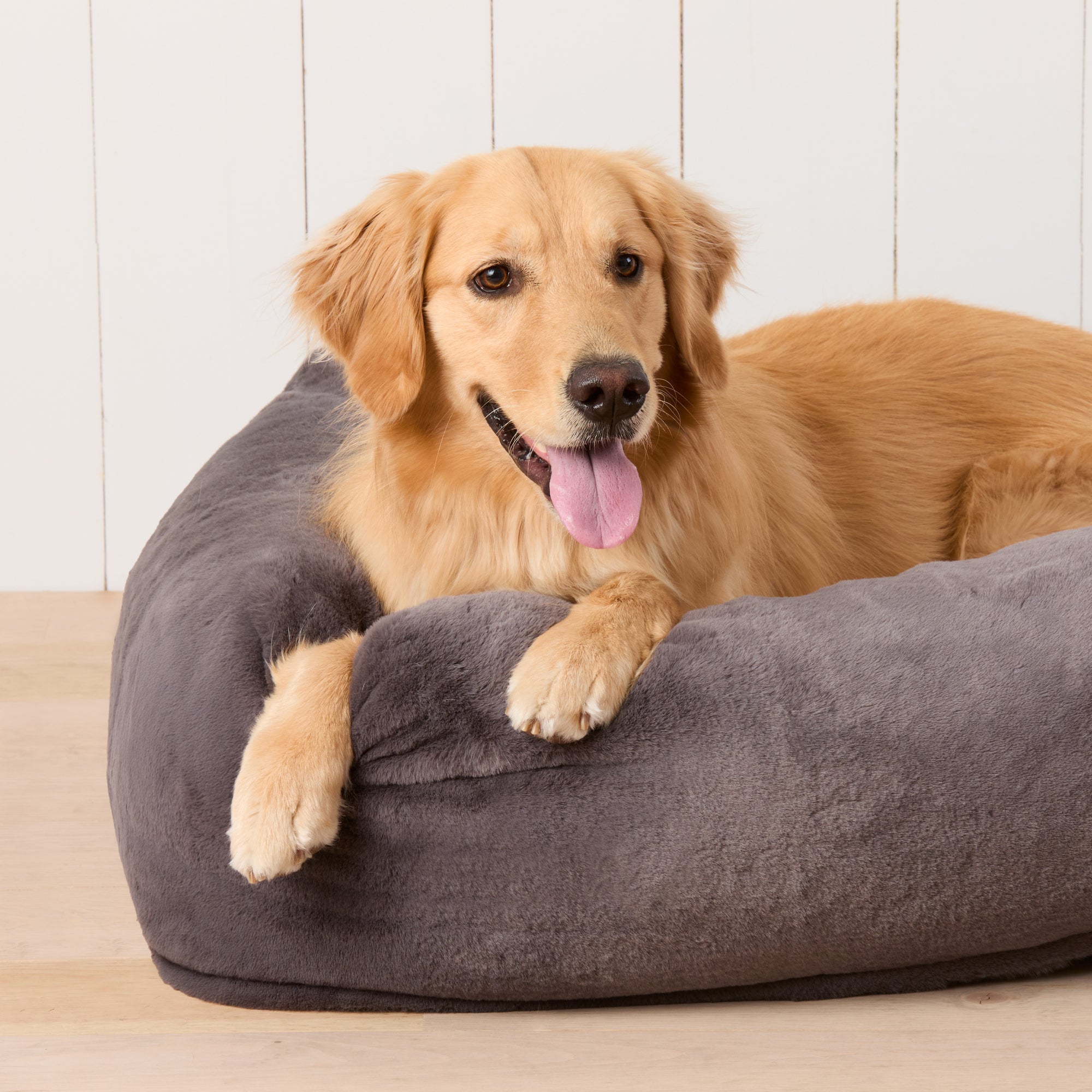 Smoky Gray Recycled Faux Fur Bolster Dog Bed – The Foggy Dog