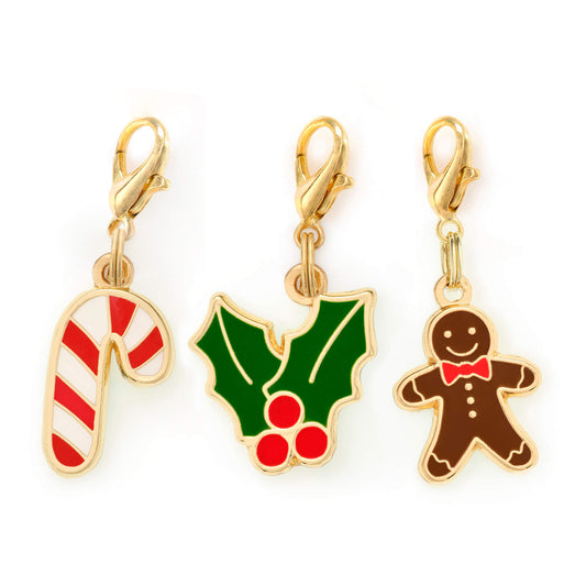 Holly Jolly Christmas Collar Charm Set from The Foggy Dog