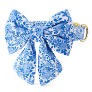 Blue Roses Lady Bow Collar