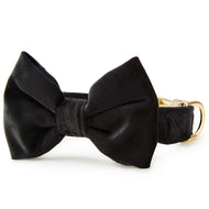 Black Velvet Bow Tie Collar from The Foggy Dog XS Gold Standard